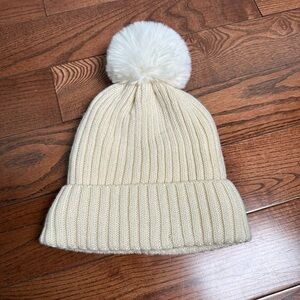 Nordstrom Cozy Cream Pom-Pom Knit Toque
